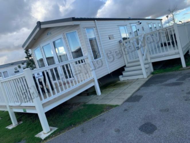Jems Hot-Tub Getaways 8 Berth At Tattershall Lakes エクステリア 写真